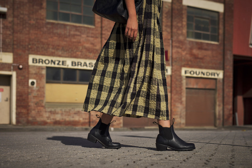 Women's Series #1671 - Image 10