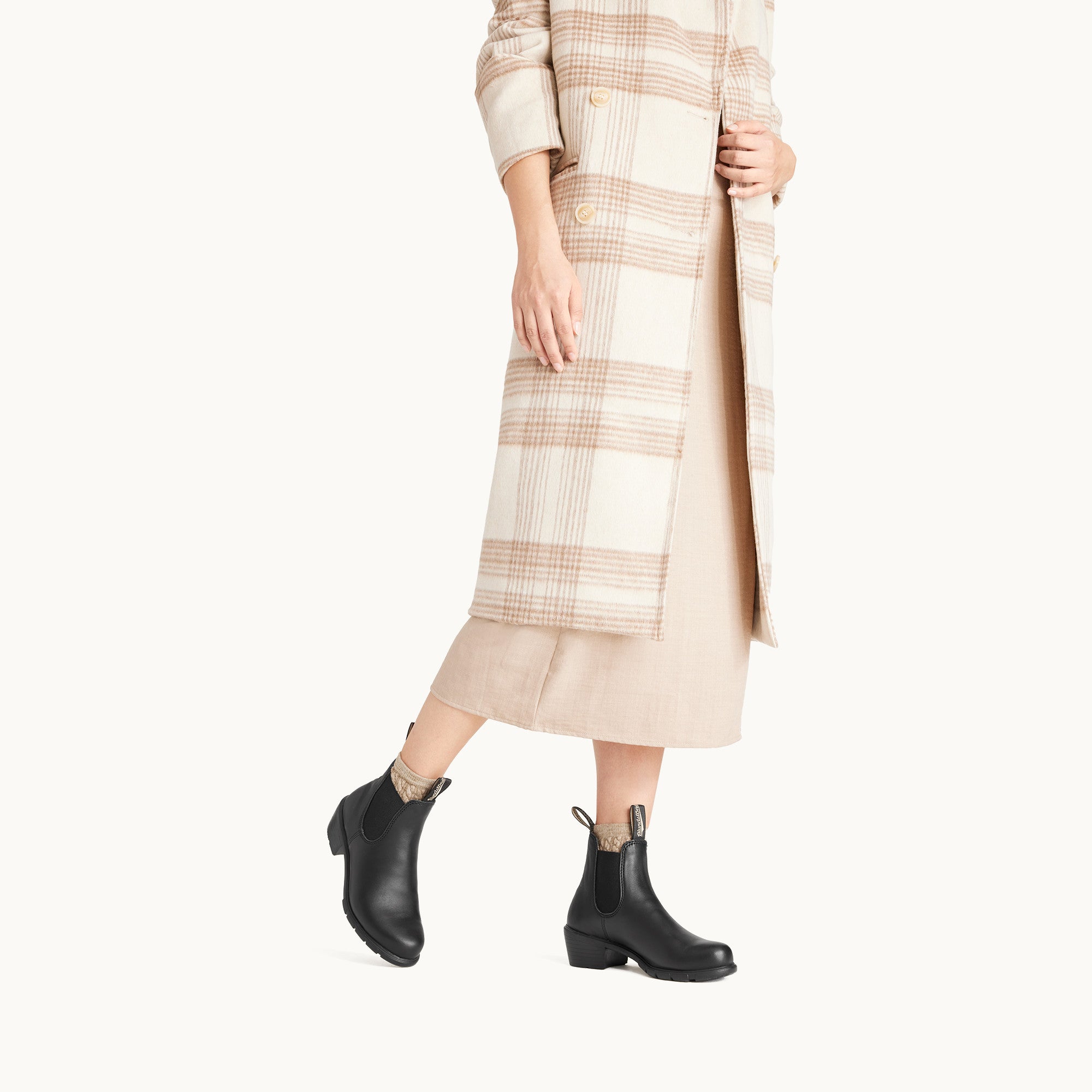 Women's Series #1671 - Image 4